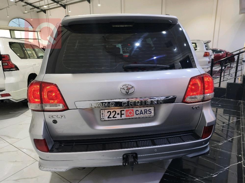 تويوتا لاندكروزر